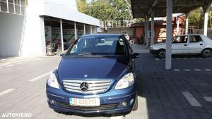 Mercedes-Benz B