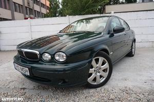 Jaguar X-Type